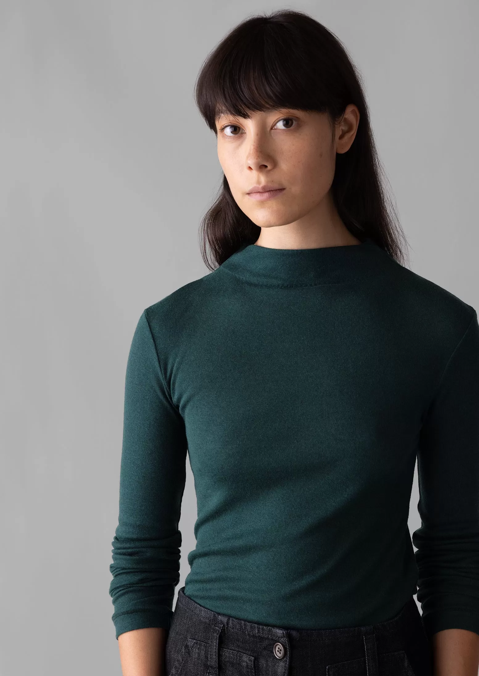 Aster Wool Lyocell High Neck Tee | Dark Green