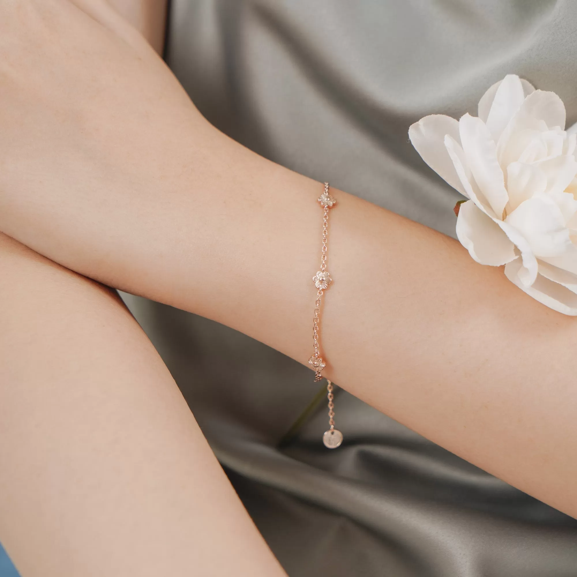 Calla Bloom Bracelet