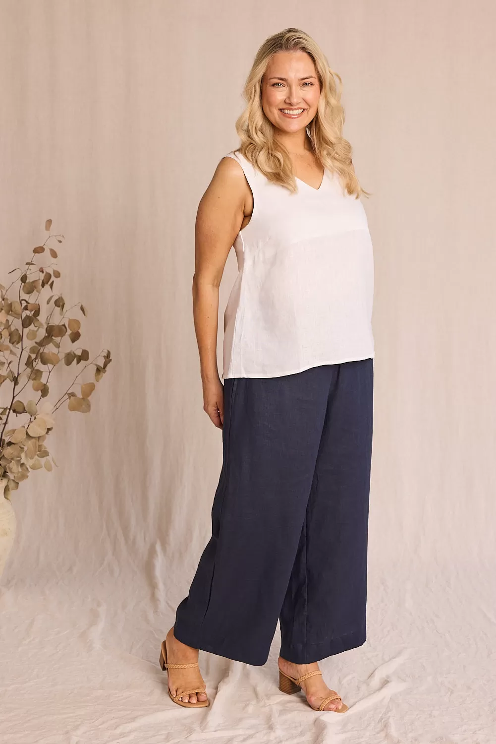 Camille Linen Wide Leg Pant in Navy