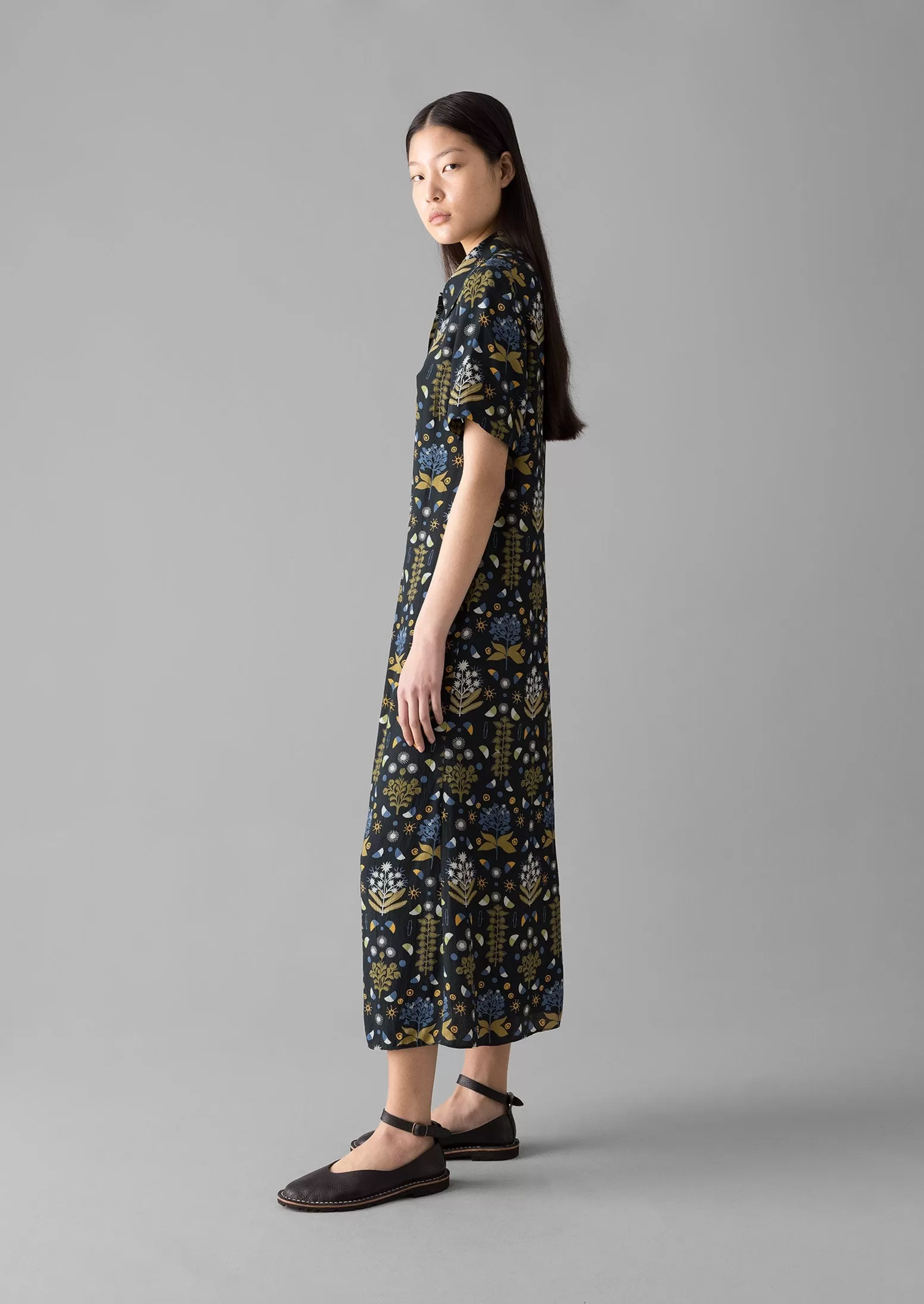 Collector Print Fluid Shirt Dress | Oil Green