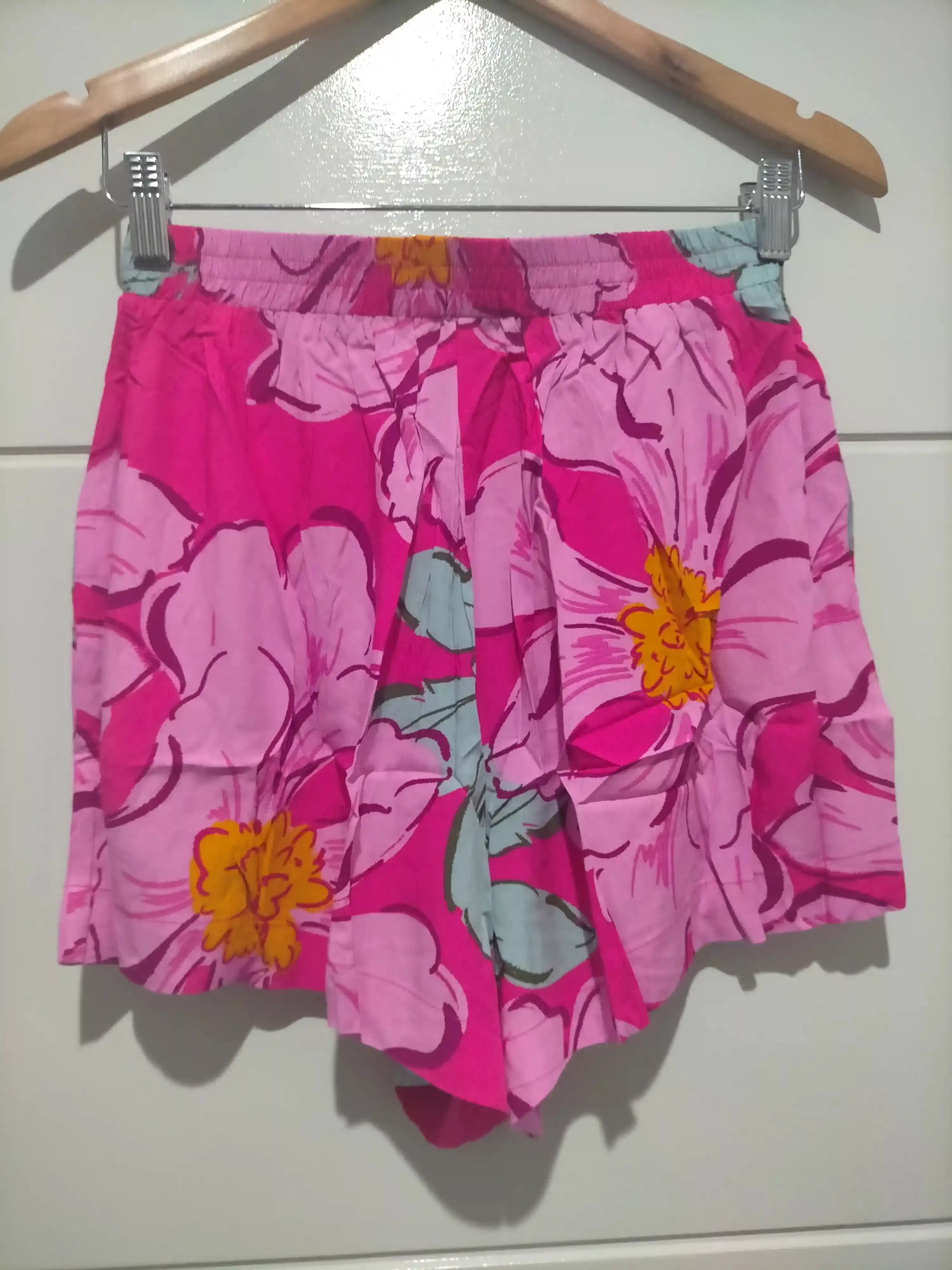 Flora Shorts Rosebud Print