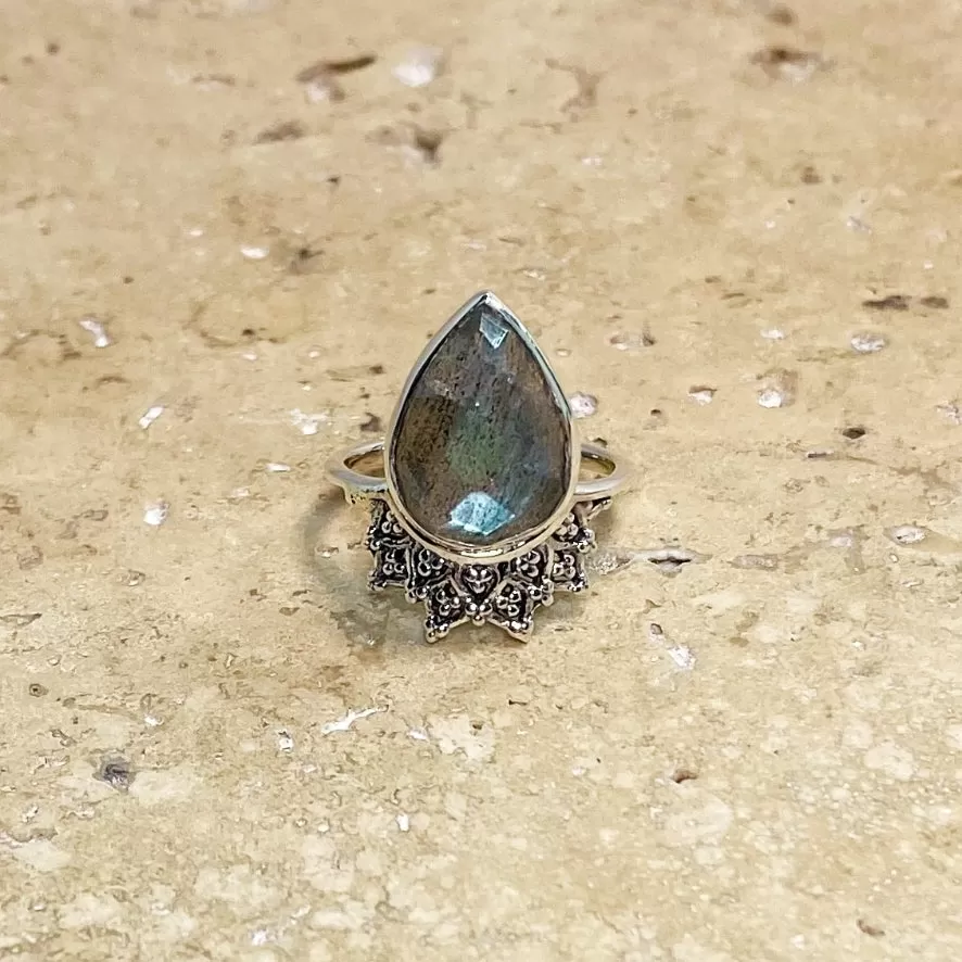 Labradorite Teardrop Ring - Aditi