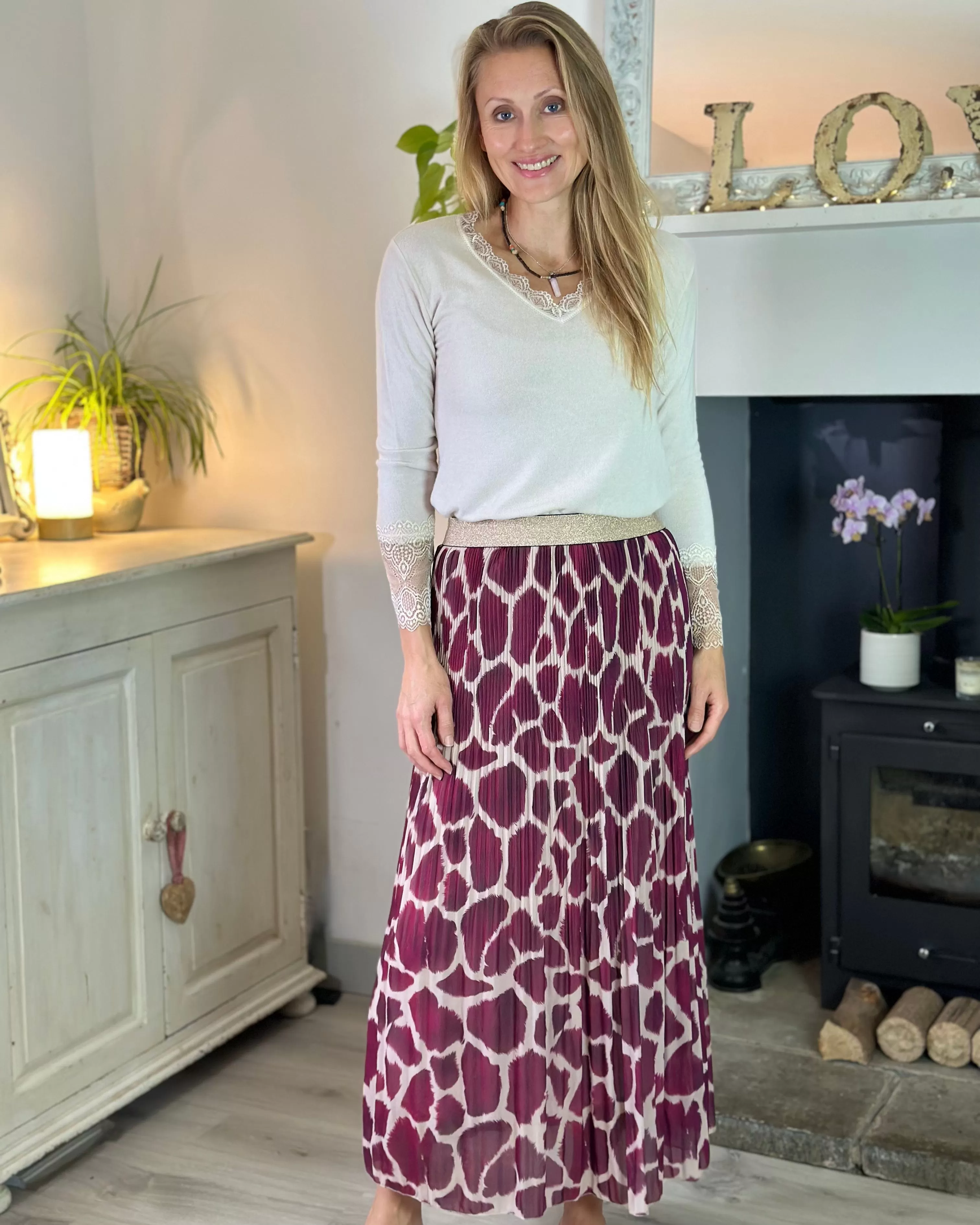 Long Pleated Abstract Print Skirt - Magenta