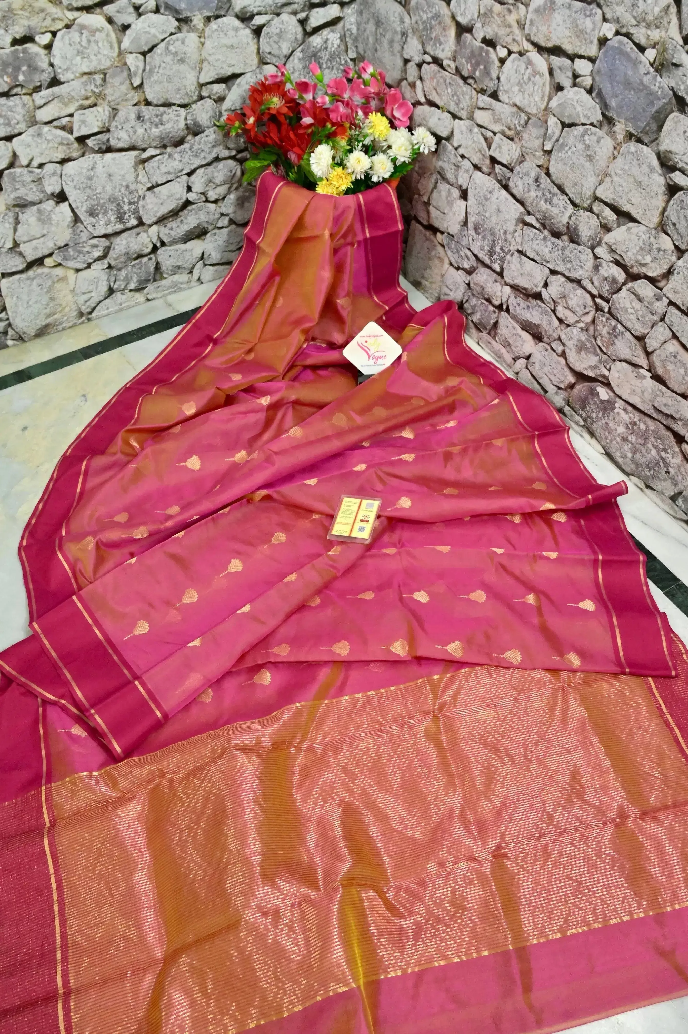 Magenta and Golden Pure Dual Tone Tissue Chanderi Banarasi Saree