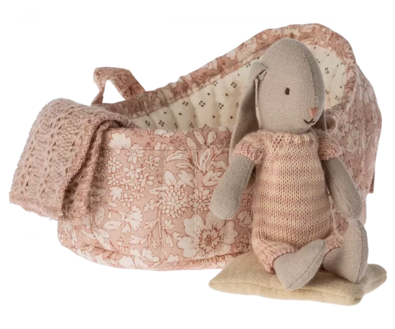 Maileg :: Bunny in Cot, Micro