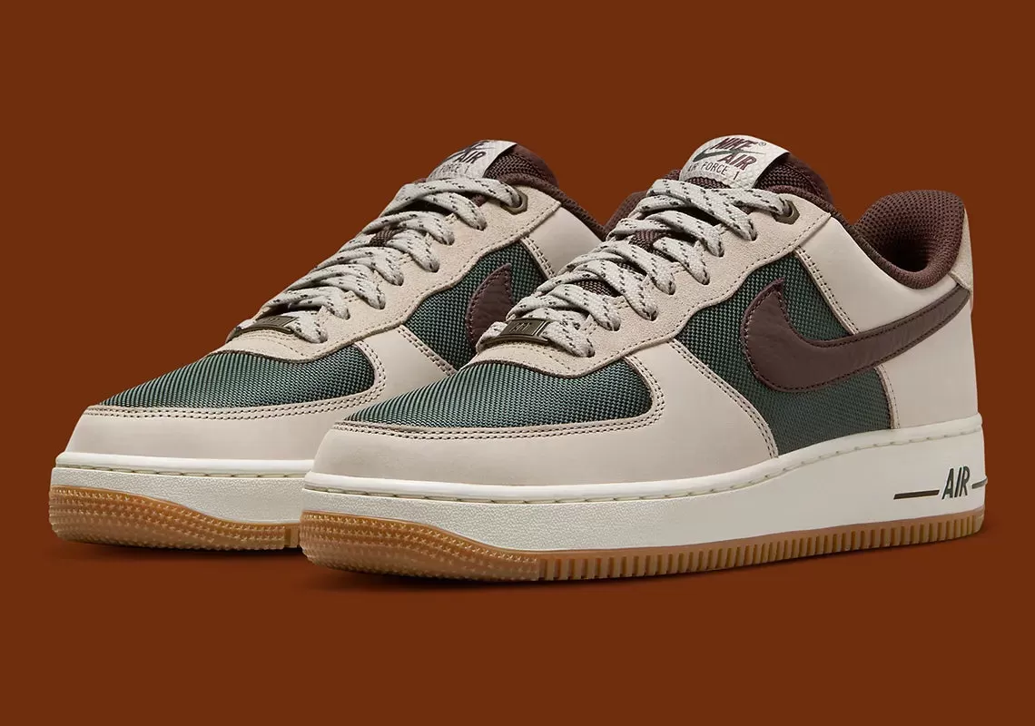 NIKE Air Force 1 Low Cream Vintage Green