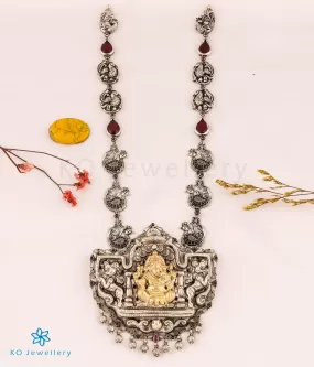 The Mahaganapati Silver Nakkasi Peacock & Kemp Necklace (Oval)