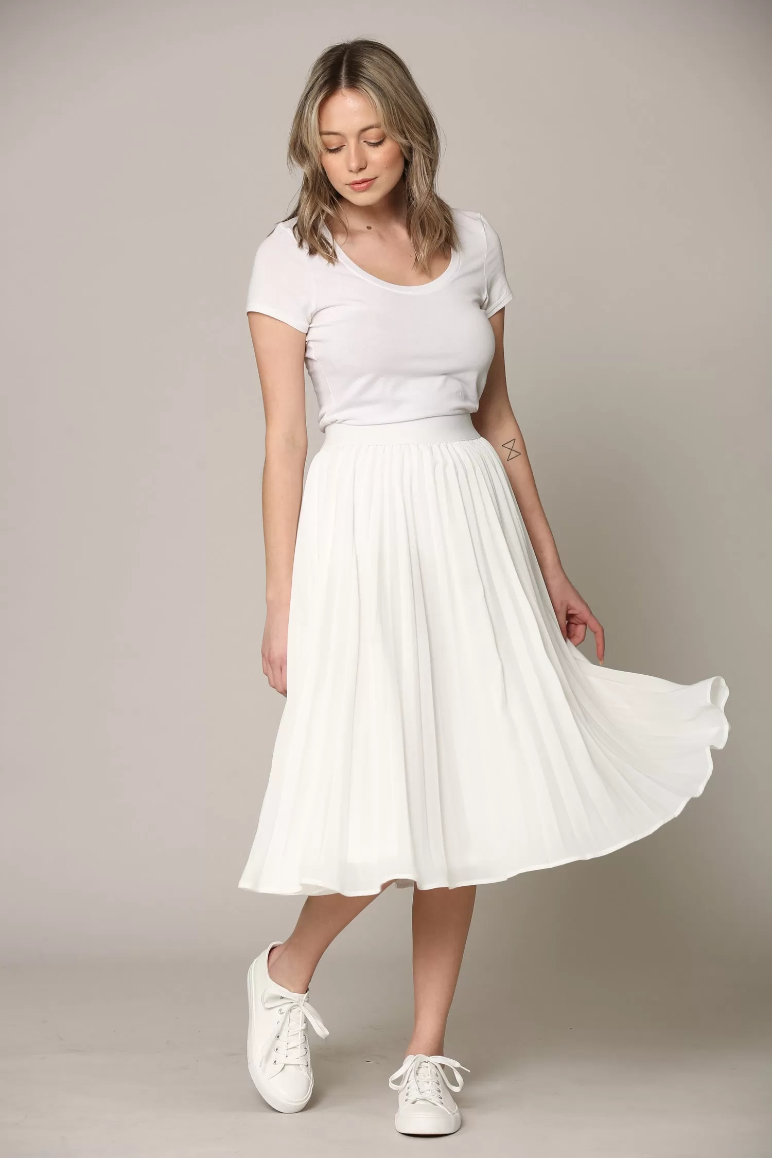 Women's Pleated Swing A-Line Midi Skirt